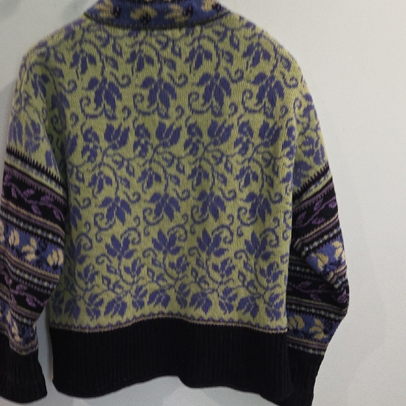 Floral Patterned Zip-Up Cardigan - Picture 5 of 6